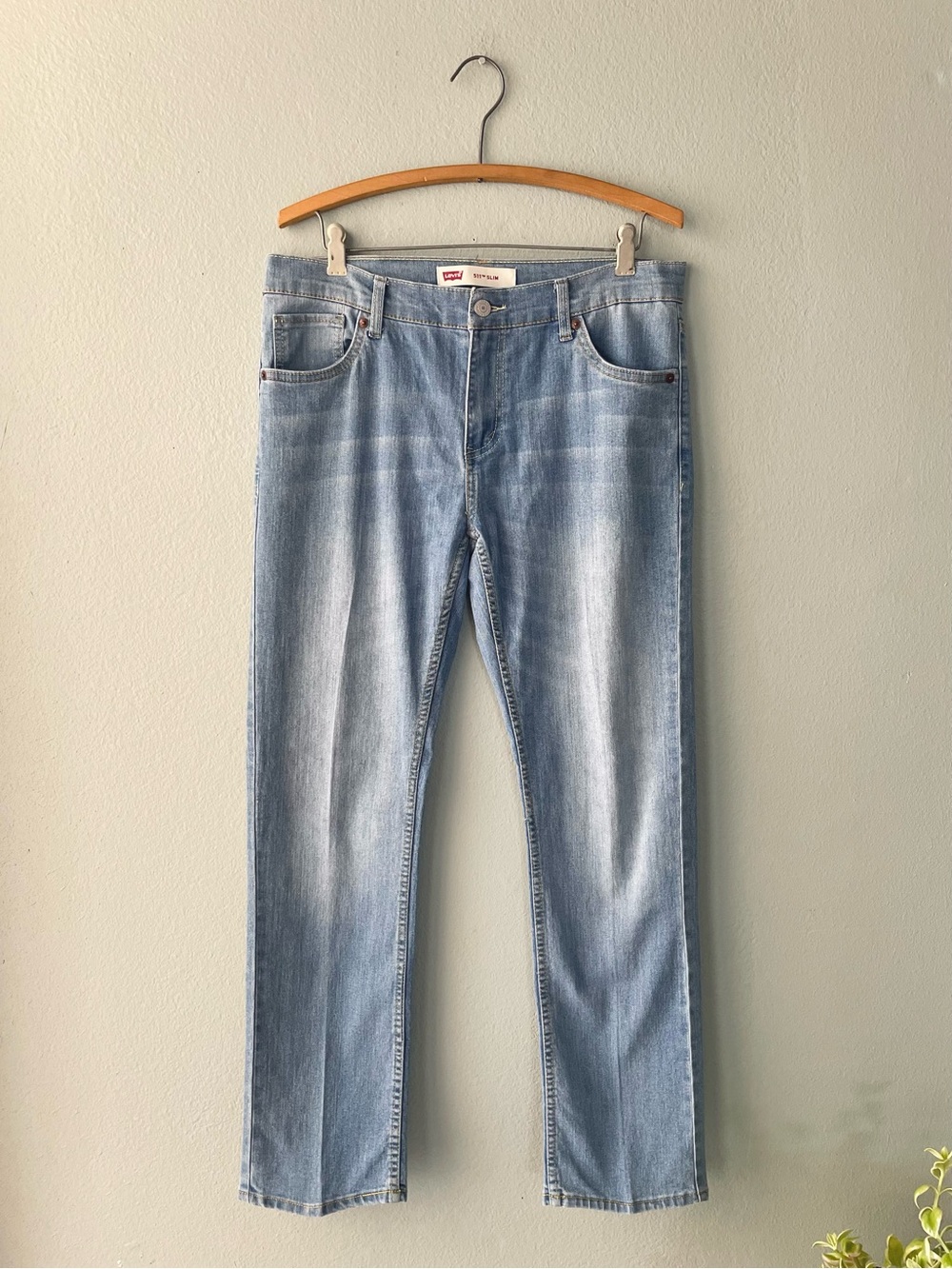 5/$25🌱 Levi’s | Boys Size 18 Reg 511 Slim Light Wash Straight Leg Jeans